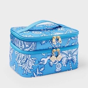 Roller Rabbit x Target Floral Vines Soft Sided Vanity Case Blue NWT